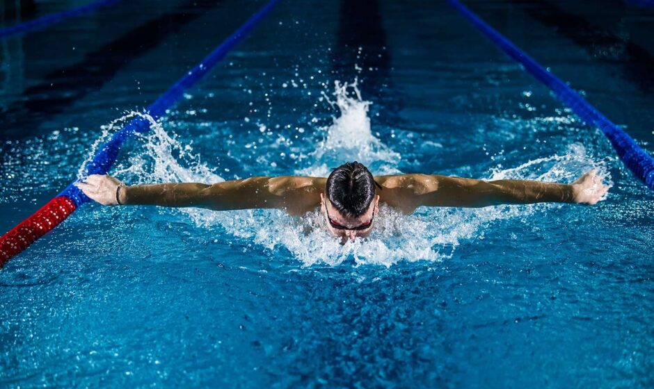 Swimming 940x560